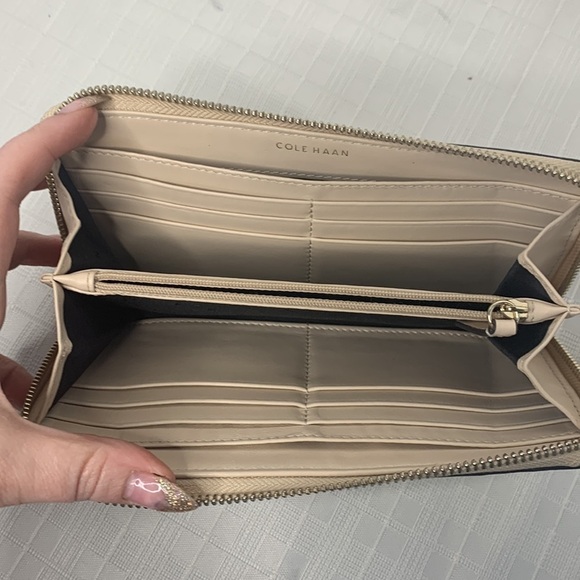 Cole Haan  Zip Around Continental Wallet - Picture 5 of 9